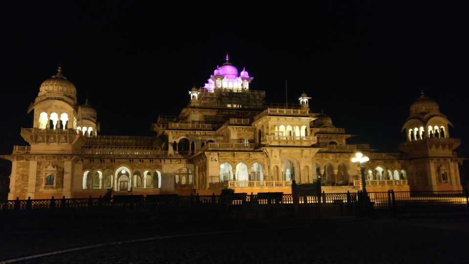 Jaipur: Guided Evening Walking Tour With a Local - Key Points