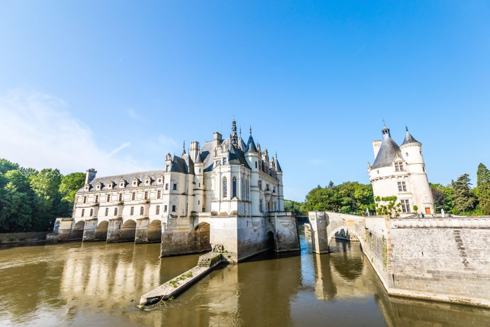 Loire Valley Castles: VIP Private Tour From Paris 3 Castles - Key Points