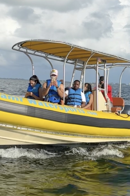 Miami: Relaxing Sightseeing Boat Ride - Key Points