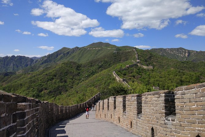 Mini Group: Half-Day Great Wall at Mutianyu Hiking Tour - Tour Overview