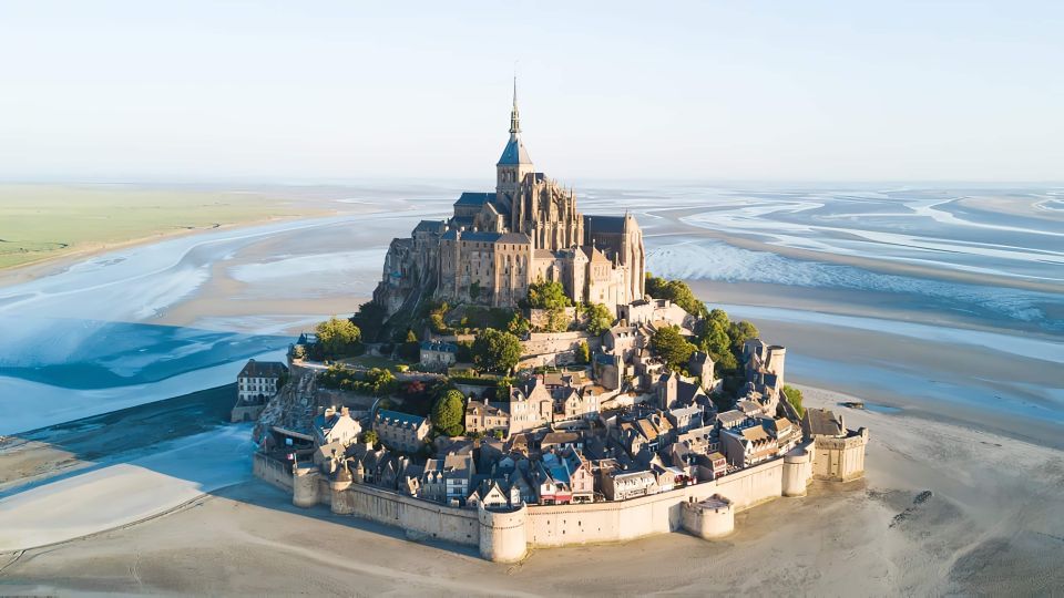 Mont St Michel: Private 12-Hour Round Transfer From Paris - Key Points