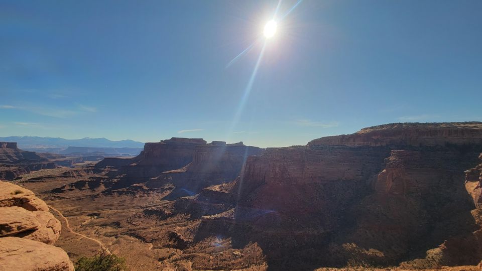Morning Canyonlands Island in the Sky 4x4 Tour - Key Points