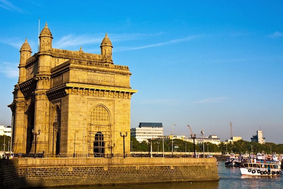 Mumbai :Private Car Hire With Driver and Flexible Hours - Key Points