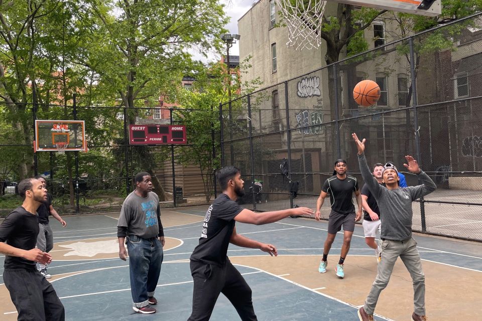 New York City Basketball Walking Tour - Key Points