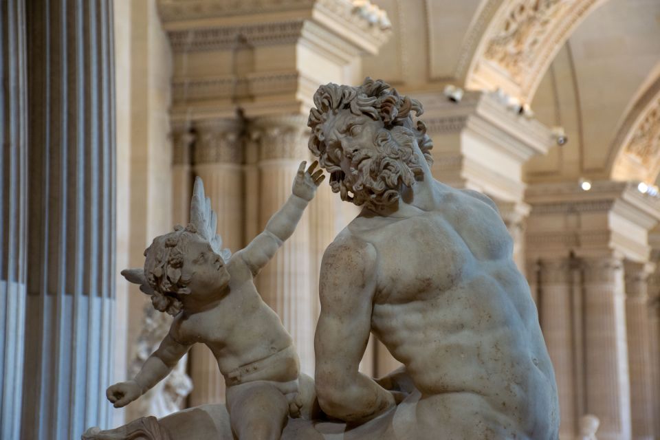 Paris: Louvre Museum Highlights Guided Tour With Ticket - Tour Highlights