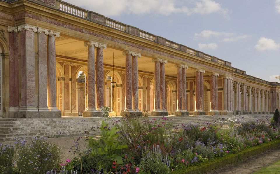 Paris: Transfer to Palace of Versailles - Key Points