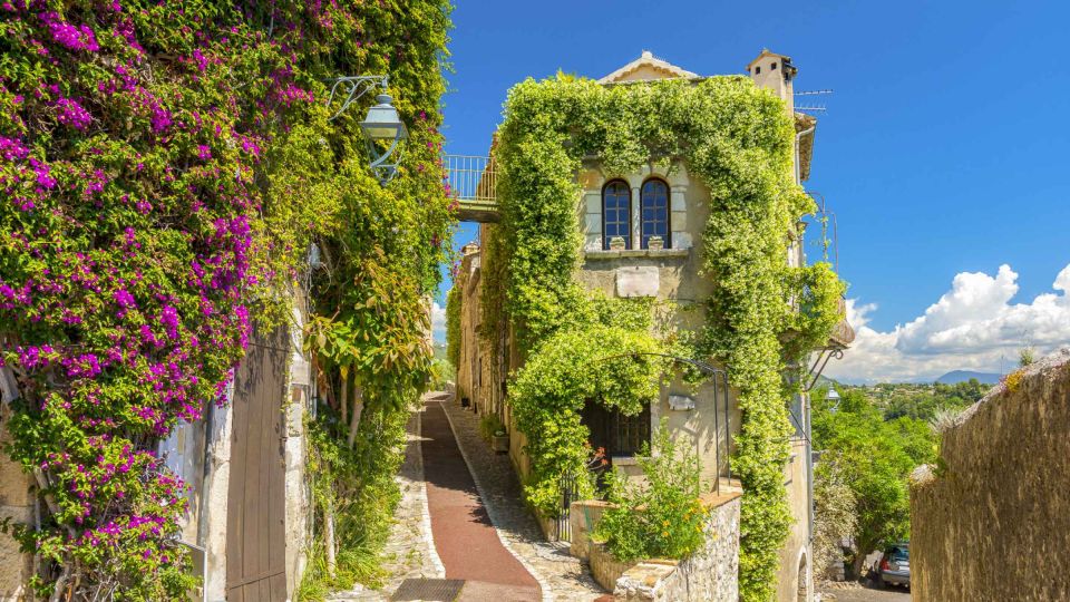 Private Tour: the Most Beautiful Medieval Villages, Full Day - Key Points