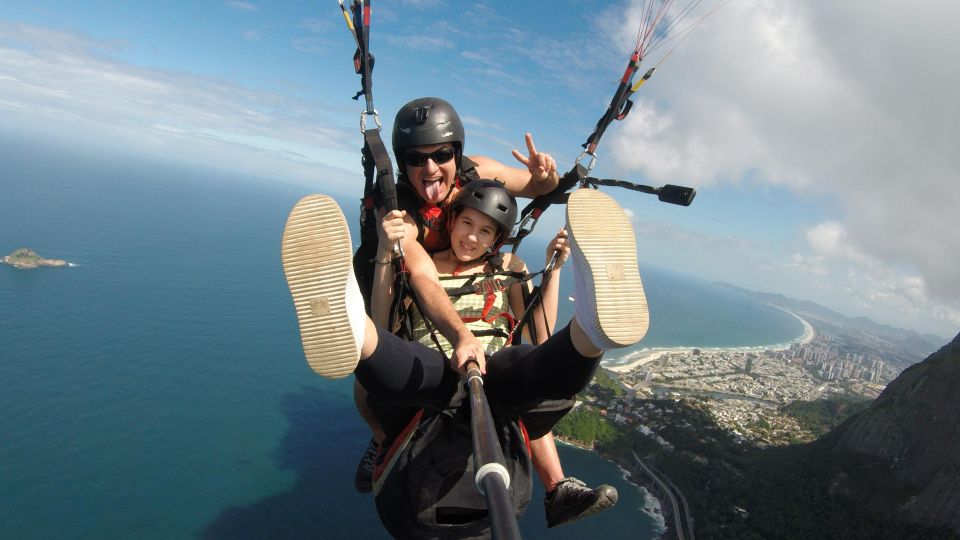 Rio De Janeiro : Paragliding Tandem Flights Over Rio - Key Points