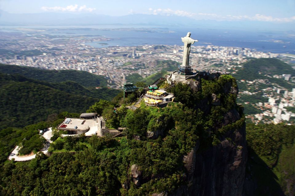 Rio: Maracanã Stadium & Christ the Redeemer by Rack Railway - Key Points