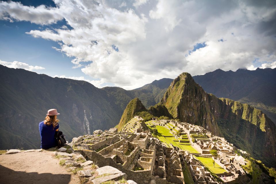 Sacred Valley & Machu Picchu 2 Days - Key Points