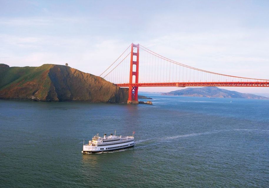 San Francisco: Christmas Eve Buffet Brunch or Dinner Cruise - Key Points