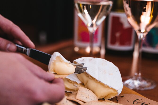 Small-Group of Wine and Cheese Pairing Tasting - Key Points