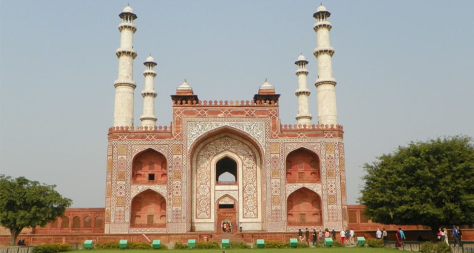 Taj Mahal, Great Akbar Tomb & Agra Overnight Tour From Delhi - Key Points