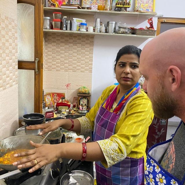 Udaipur: 4-Hour Indian Food Cooking Class With Full Meals - Key Points
