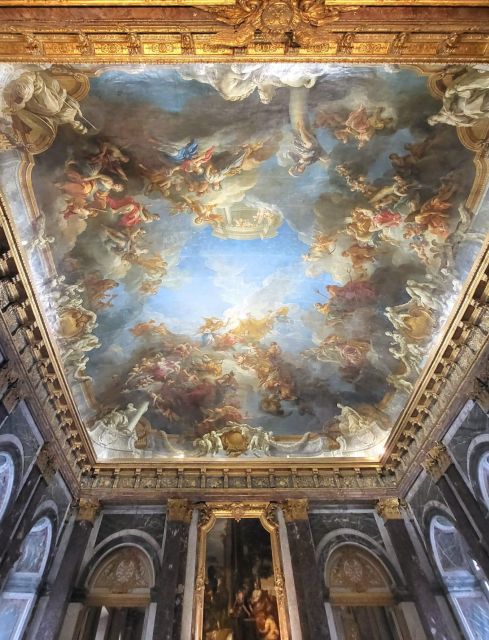 Versailles Palace & Marie-Antoinettes Estate Private Tour - Key Points