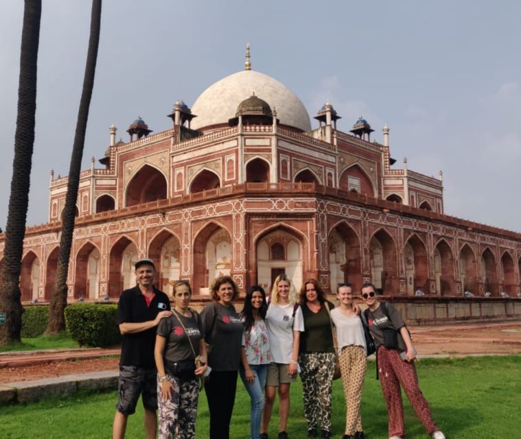 From Delhi: Old & New Delhi Tour by Luxury Car With Lunch - Available Languages and Inclusions