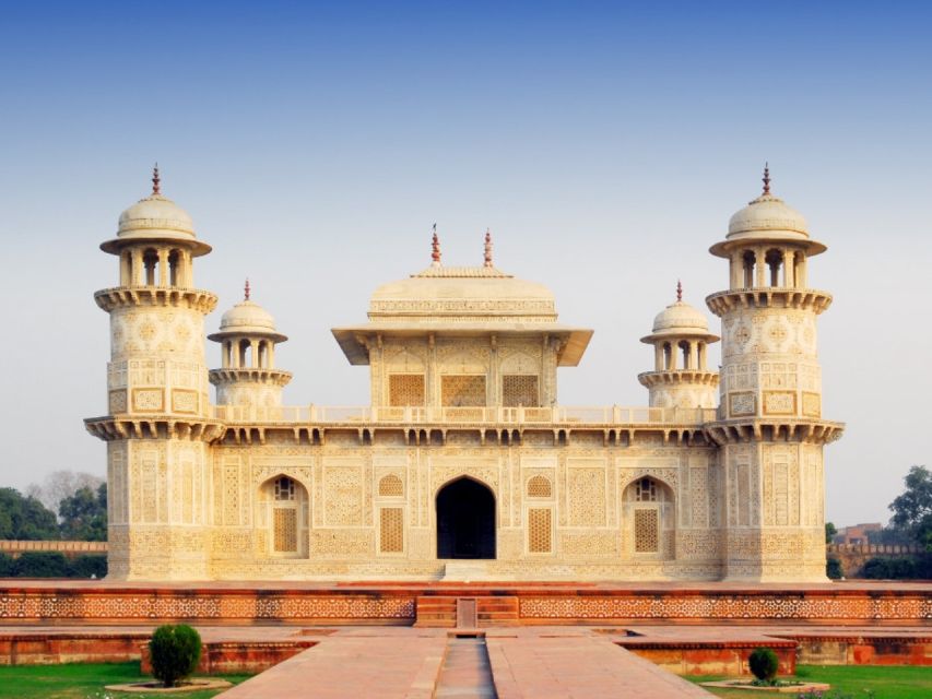 From Delhi Sunrise Mausoleum , Fort & It-ma-Tu-Daula - Tour Details
