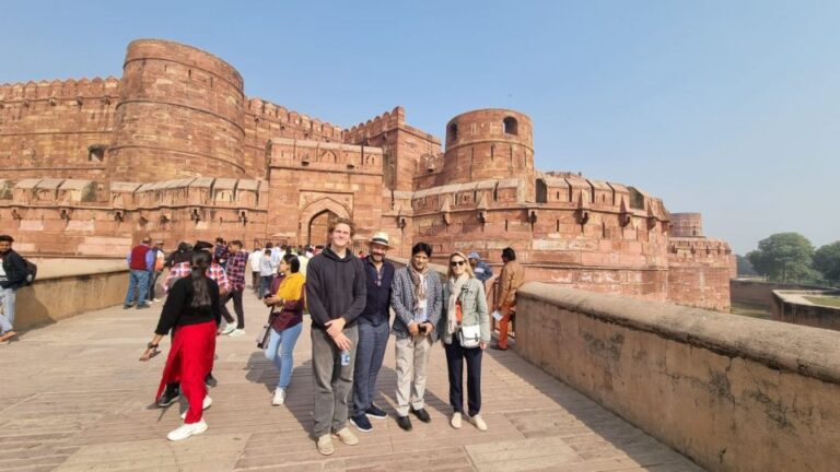 From Delhi : Taj Mahal & Agra Fort Guided Tour