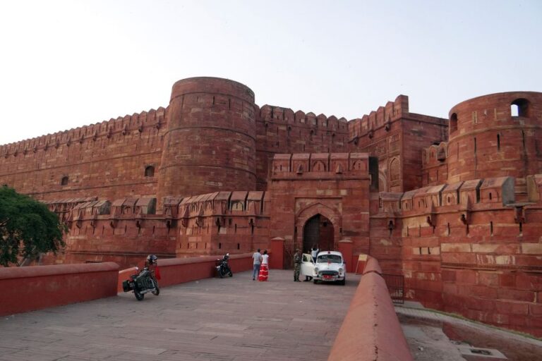 From Delhi: Taj Mahal and Agra Fort Private Tour