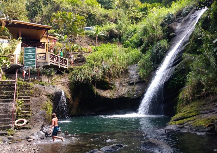 Grenada: Full-Day Tour With Chocolate and Rum Sampling