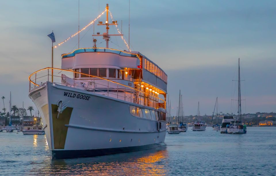 Los Angeles: Weekend Dinner Cruise From Newport Beach - Cruise Details