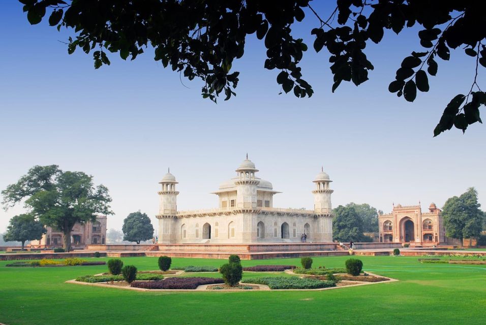 Same Day Taj Mahal & Agra Fort By Car From Delhi - Trip Overview