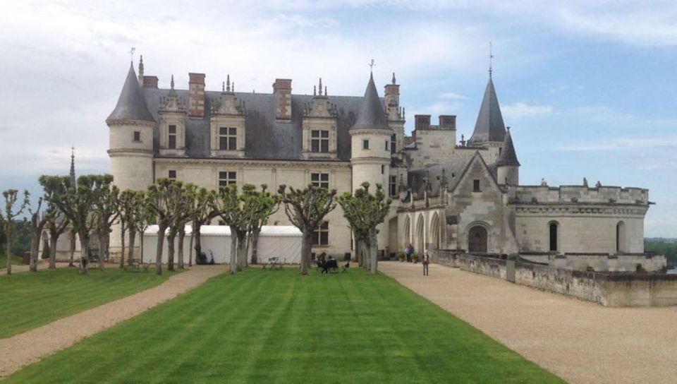 Touraine: Amboise Castle and Clos Lucé Castle Tour - Touraine: Amboise Castle and Clos Lucé Castle Tour Overview