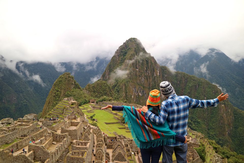 From Cusco: Machu Picchu Private Tour & Entry Ticket - Itinerary