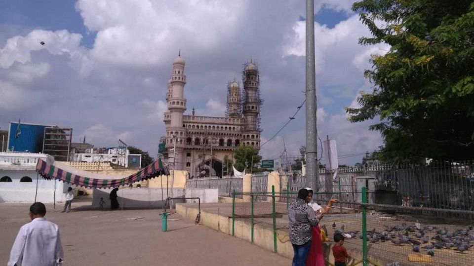 Hyderabad: Heritage Walking Tour of Old City and Charminar - Experience Highlights