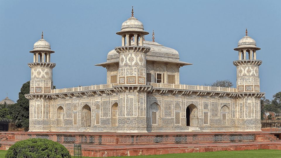 Agra: Private Sunrise Taj Mahal Tour With Guide & Transfer - Inclusions