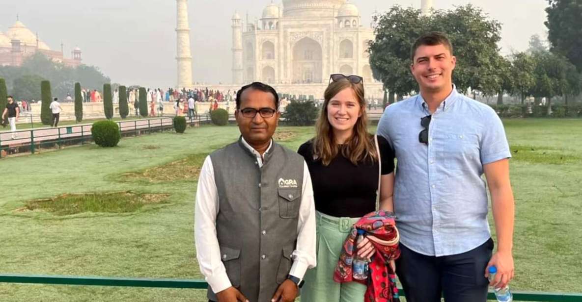 All Inclusive Taj Mahal Sunrise Private Trip by Car, Delhi - Itinerary