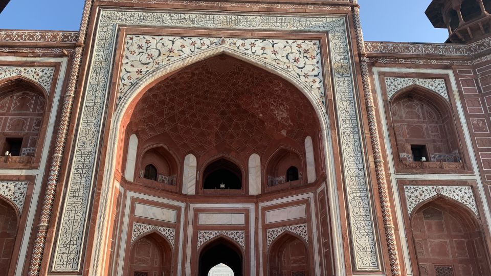 From Delhi : Private Taj Mahal Day Tour All Inclusive - Tour Description