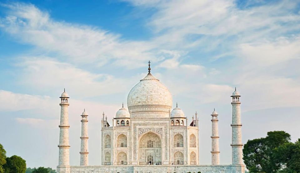 From Delhi: Taj Mahal Tour by Gatimaan Express Train - Itinerary