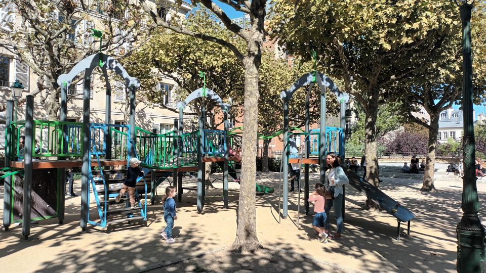Montmartre: Guided Tour for Kids and Families - Highlights