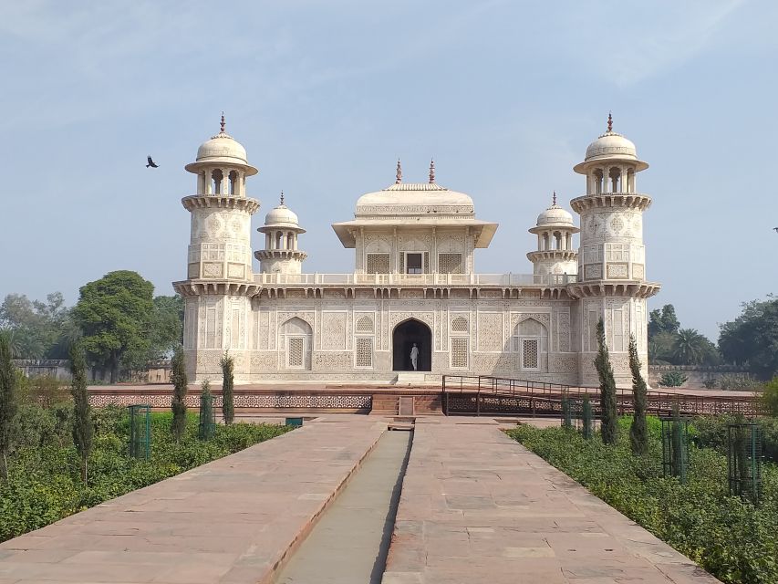 Agra Trip From Delhi by Express Train With All Inclusions - Itinerary Details