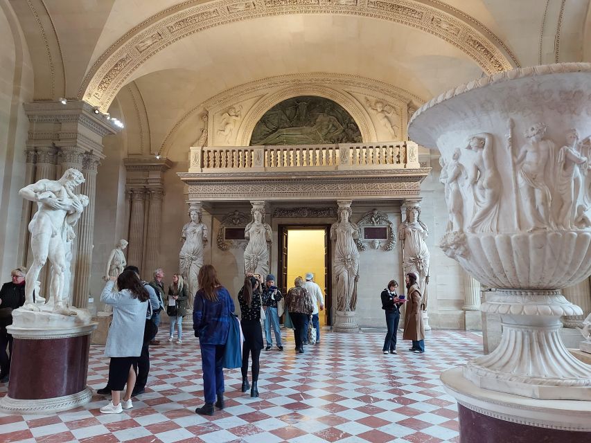 Paris: Louvre Museum Guided Tour of Famous Masterpieces - Meeting Point