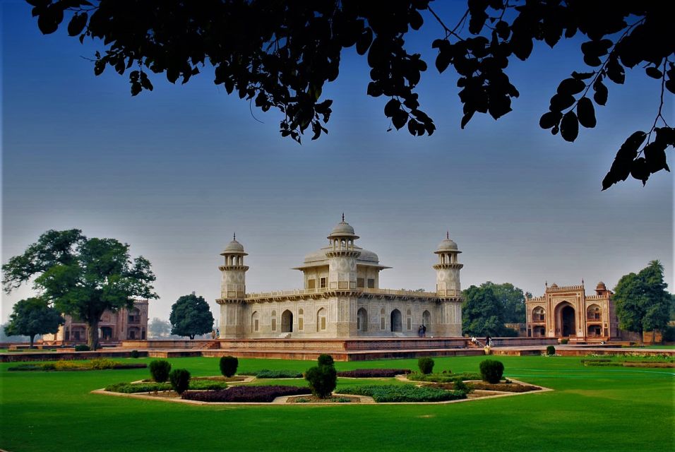 From Delhi: Taj Mahal & Agra City Tour By Gatiman Train - Important Information