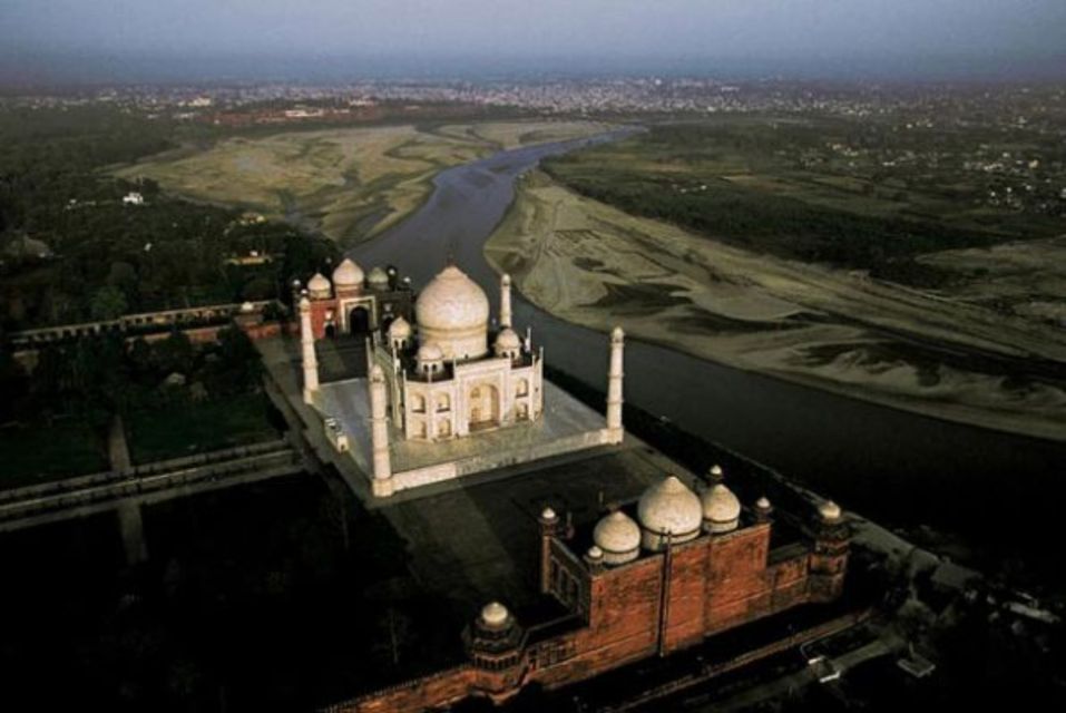 From Delhi: Taj Mahal Sunrise With Agra Fort Day Trip by Car - Sunrise at Taj Mahal
