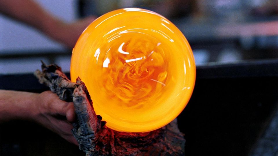 Glass Blowers, Art Galleries and Medieval Villages - Private Driver/Guide: Personalized Experience