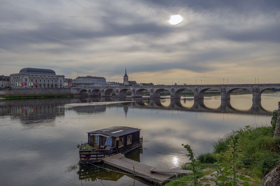 Saumur Private Walking Tour - Common questions