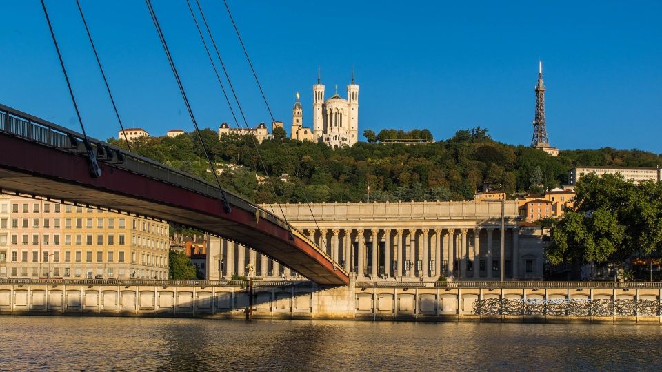 Lyon: Old District Private Guided Walking Tour - Highlights