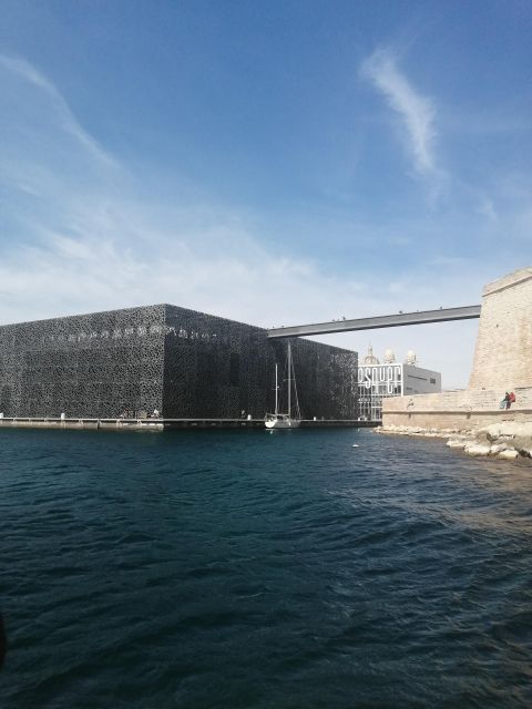 Marseille: Catamaran Cruise to Discover Frioul Islands - Common questions