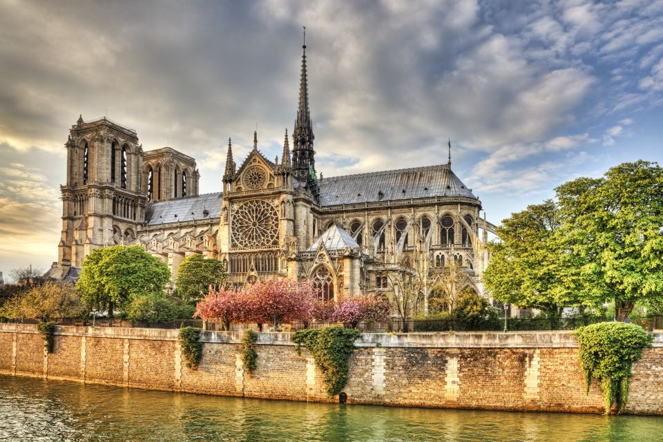 Paris Old Town Highlights Guided Walking Tour - Directions