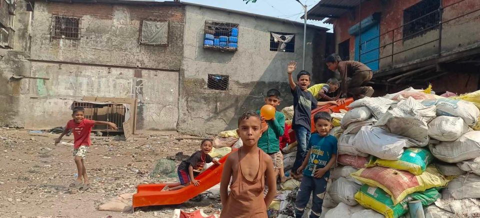 Dharavi Slumdog Millionire Tour-See the Real Slum by a Local - Common questions
