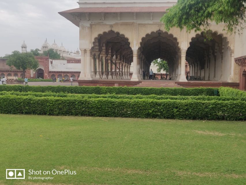 Delhi : Sunrise Taj Mahal & Agra Fort, Baby Taj Tour by Car - Common questions