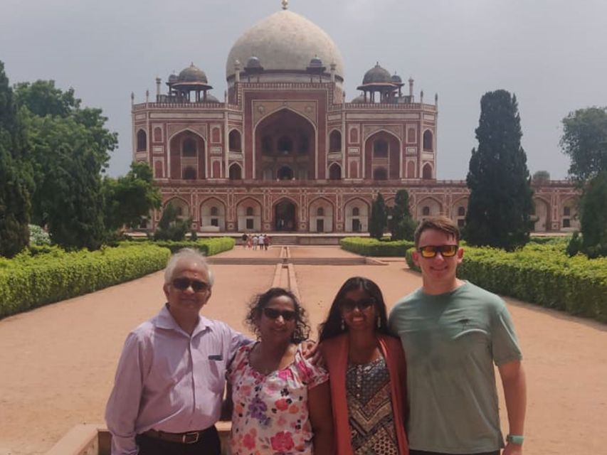Delhi: Private Full-Day Guided Tour of Old and New Delhi - Key Points