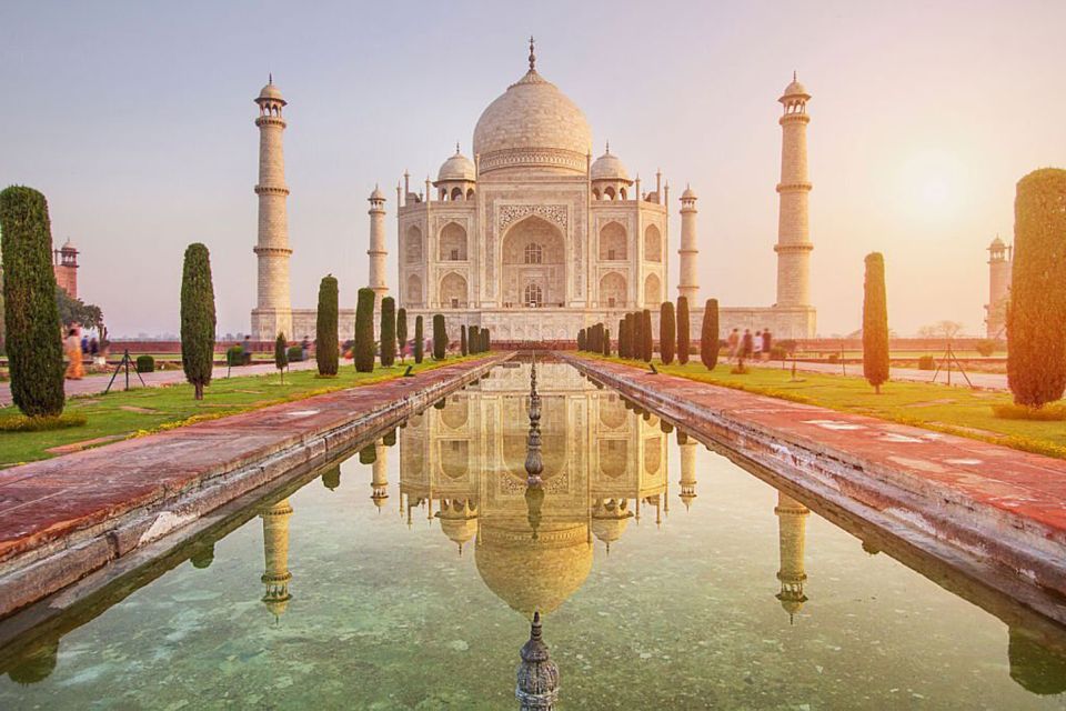 From Delhi: Same Day Taj Mahal Tour by Gatimaan Train - Key Points
