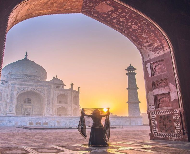 From Delhi:- Sunrise Taj Mahal, Agra Fort & Baby Taj Tour - Key Points