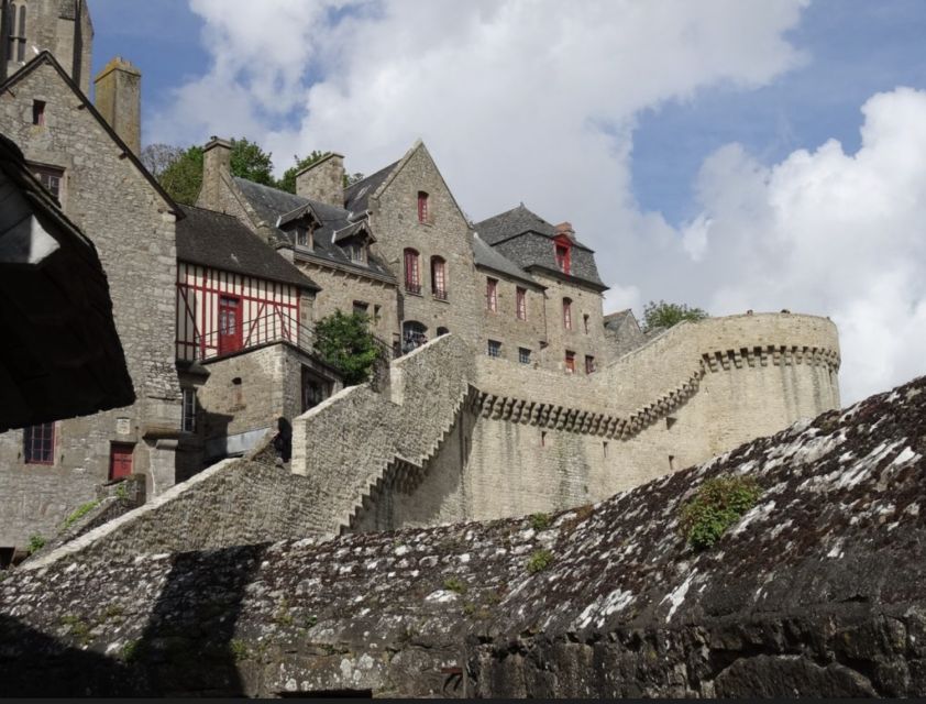 Mont-Saint-Michel: Private Walking Tour With Abbey Ticket - Key Points