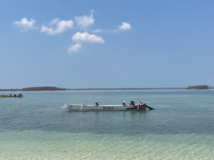 Private Day Tour to Pink Beach-Sand Island-Gili Petelu - Key Points